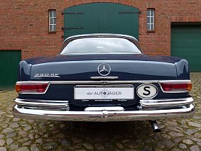 Mercedes Benz 220 SE Coupe W111