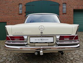 Mercedes Benz 230S W111