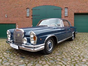 Mercedes Benz 220 SE Coupe W111