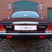 Jaguar Daimler Double six Serie III