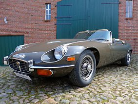 Jaguar E-Type Roadster V12